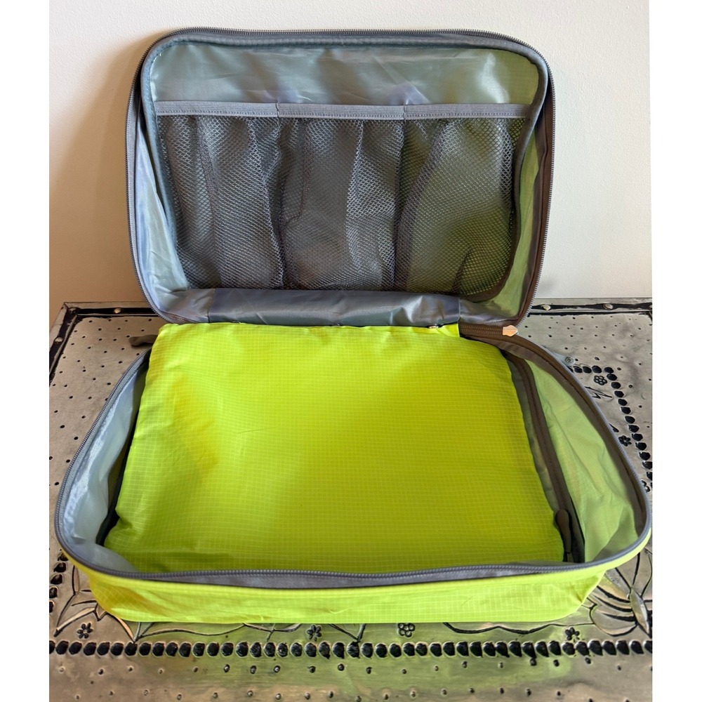 Two Neon Green Travel Bags by Travelon and Milano Series - Picture 2 of 8